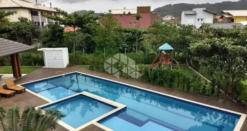Apartamento 2 dormitórios sendo 1 suíte - praia dos ingleses