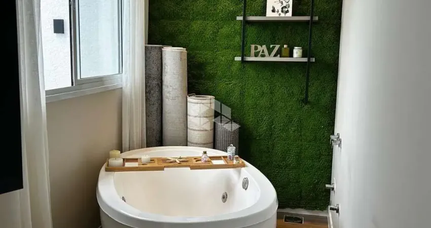 Cobertura duplex com 03 dormitórios nos ingleses a 600m da praia