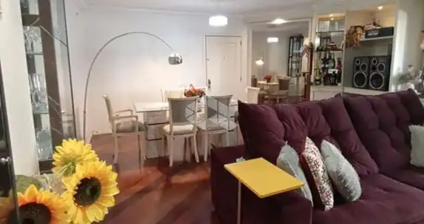 Apartamento com 3 quartos, 3 vagas de garagem em condomínio no Centro/Madureira