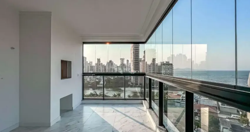 Apartamento 3 suítes, 2 vagas de garagem no Centro de Porto Belo.