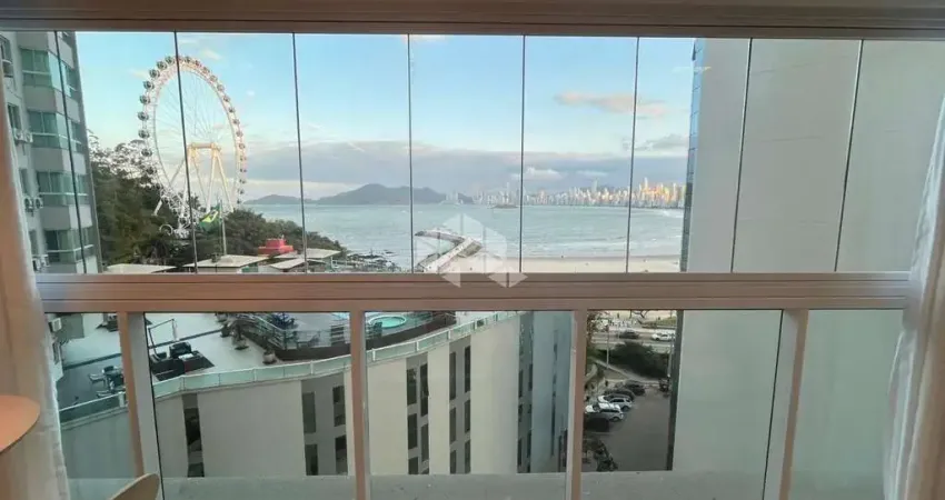 Apartamento 04 Dormitórios sendo 04 Suítes e 03 Vagas de Garagem