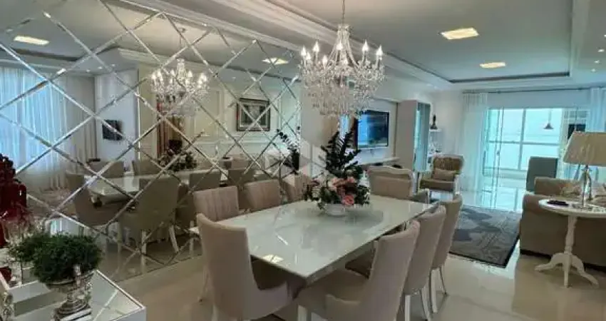 Apartamento com 4 quartos à venda na Avenida Nereu Ramos, 5282, Meia Praia, Itapema