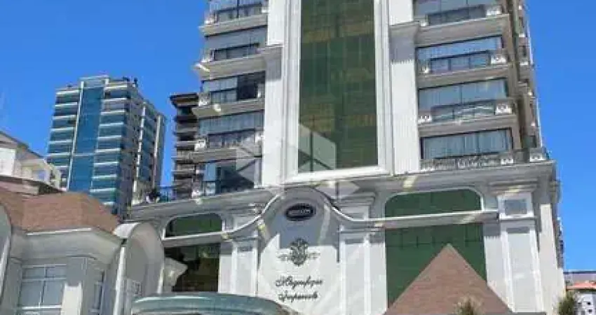 Apartamento com 4 suítes e 3 vagas de garagem em itapema, pronto