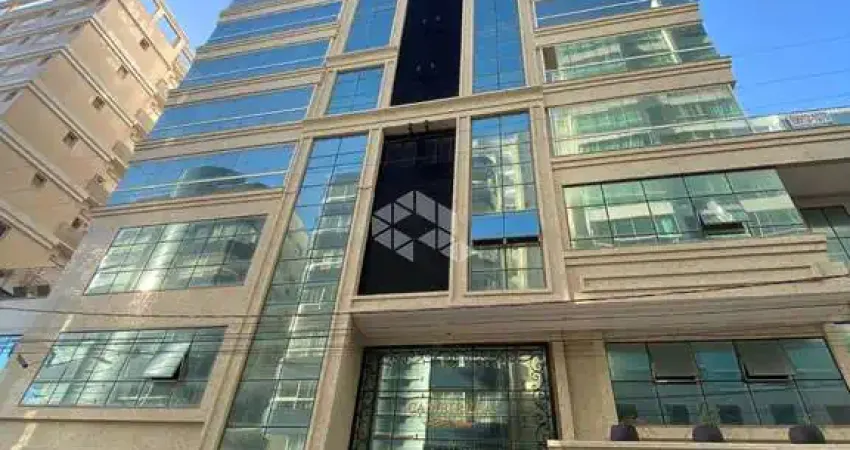 Apartamento diferenciado com terraço e com 3 suítes e 2 vagas de garagem, em itapema perto do mar