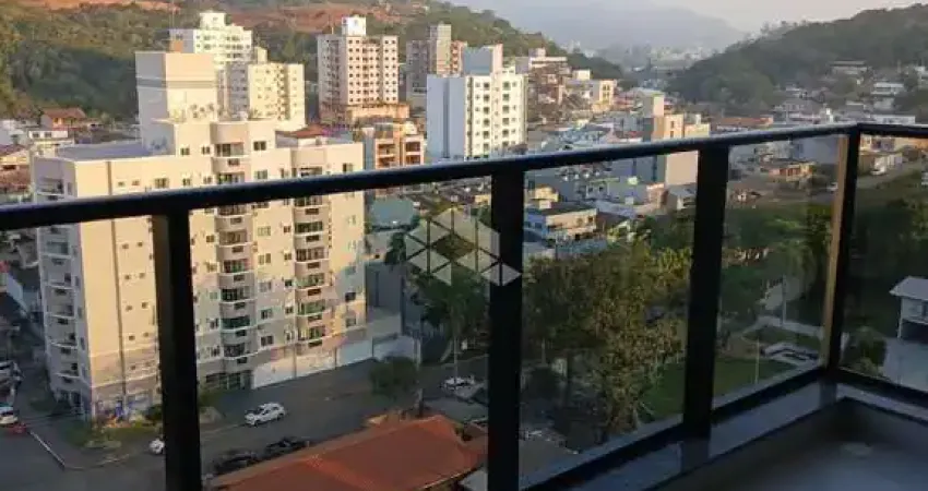 Apartamento com 2 quartos e 1 vaga no tabuleiro em camboriú/sc