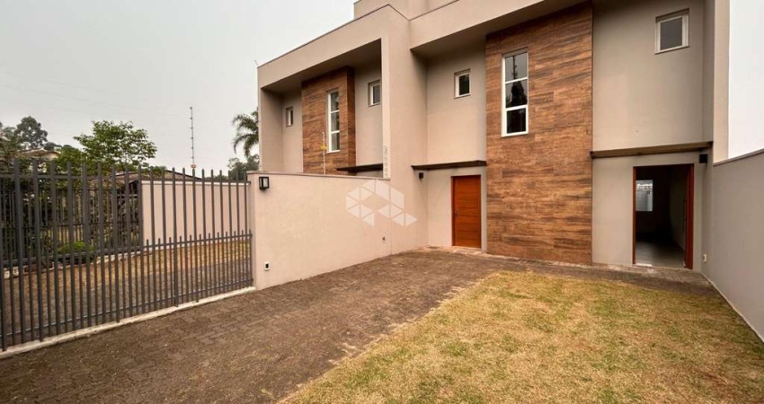 Casa Sobrado, 2 dormitórios, 1 suite, 2 banheiros, 1 lavabo, cozinha, sala, patio fundos, aceita financiamento bancário.