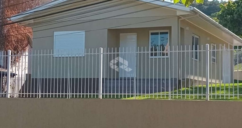Casa , 2 dormitórios, 100m², terreno com 430m², vaga coberta, churrasqueira,  vista panorâmica bairro floresta Estancia velha