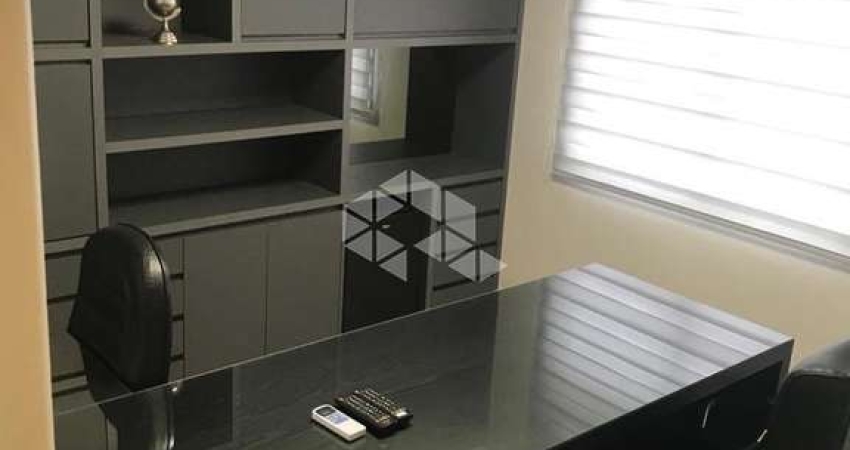Compre: Sala comercial, no Centro de Novo Hamburgo, já Locada. Ótimo INVESTIMENTO.