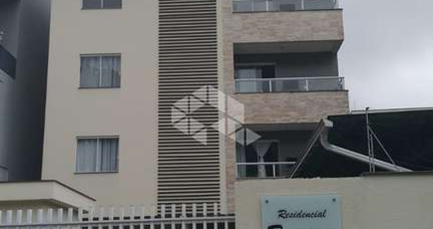 Apartamento com sacada dois quartos Bairro Vila Nova Jaraguá do Sul