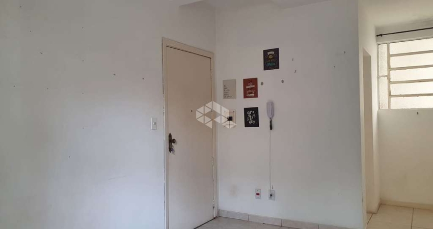 Apartamento Térreo com 01 dormitórios Á VENDA  no Bairro Higienópolis