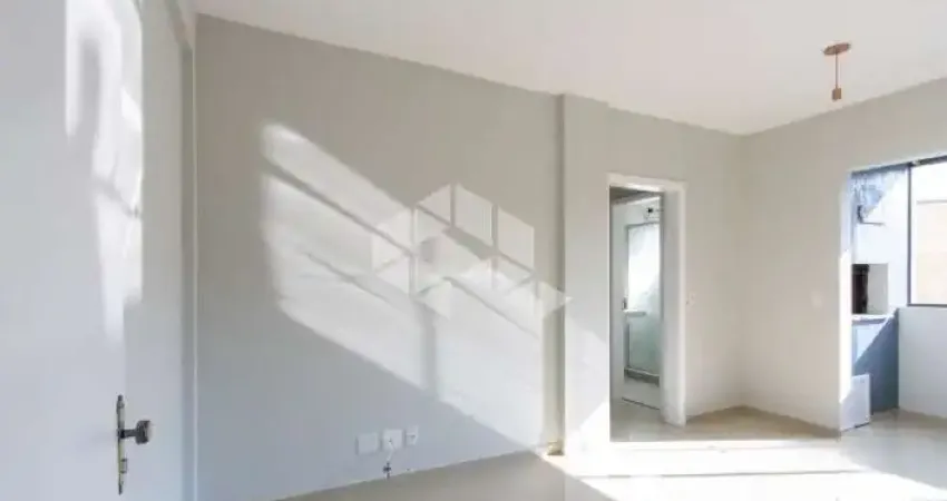 Baixouuu 15 mi. Apartamento de 02 dormitórios, sacada com churrasqueira e garagem