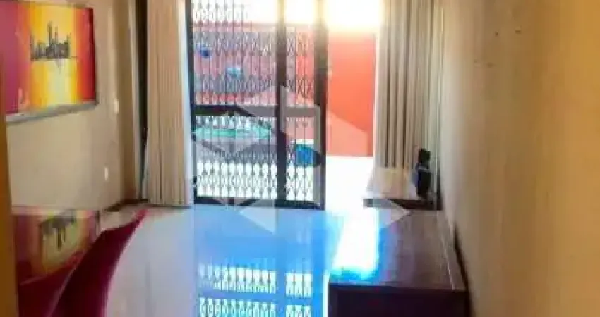 Apartamento diferenciado à venda no bairro Menino Deus.