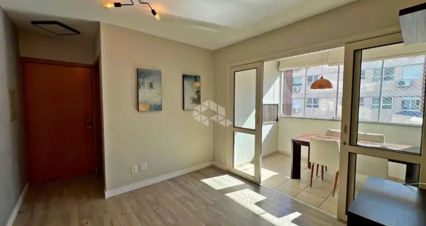 Apartamento de 02 dormitórios, suíte e 01 garagem ao lado da ufrgs