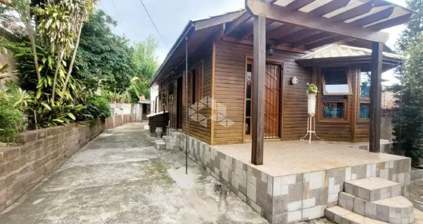 Casa com 4 quartos à venda na Rua Padre Teschauer, 237, Cascata, Porto Alegre