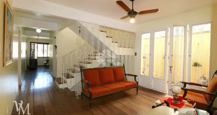 Casa com 4 quartos à venda na Rua Marquês de Abrantes, 80, Santo Antônio, Porto Alegre