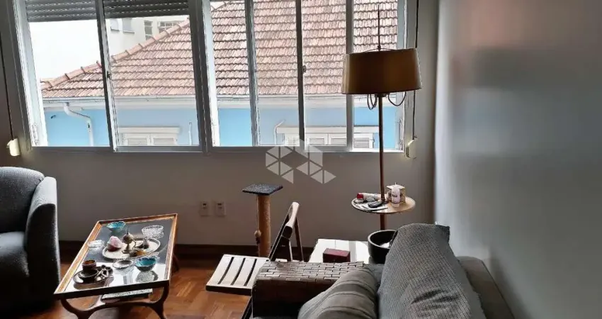 Apartamento com 3 quartos à venda na Avenida Venâncio Aires, 755, Cidade Baixa, Porto Alegre