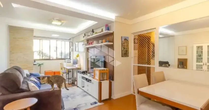 Apartamento de três (03) dormitórios, suíte, garagem e infraestrutura na Cidade Baixa,