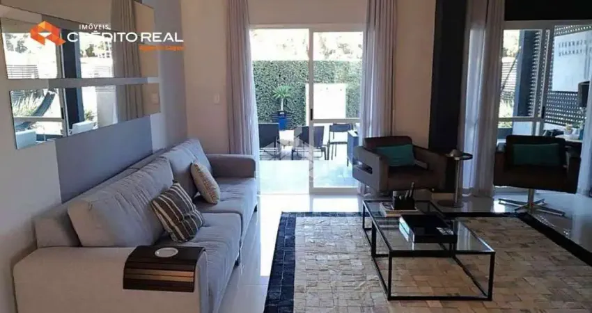 Casa com 500 m² em condomínio fechado no jurerê, sol da manhã, 4 quartos, todos suítes, armários, 2 vagas de garagem, aceita pet, fica a 5 minutos a p