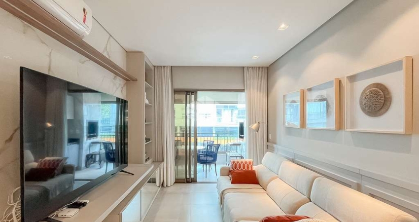 APARTAMENTO À VENDA MOBILIADO 3 SUITES PERTO DA PRAIA