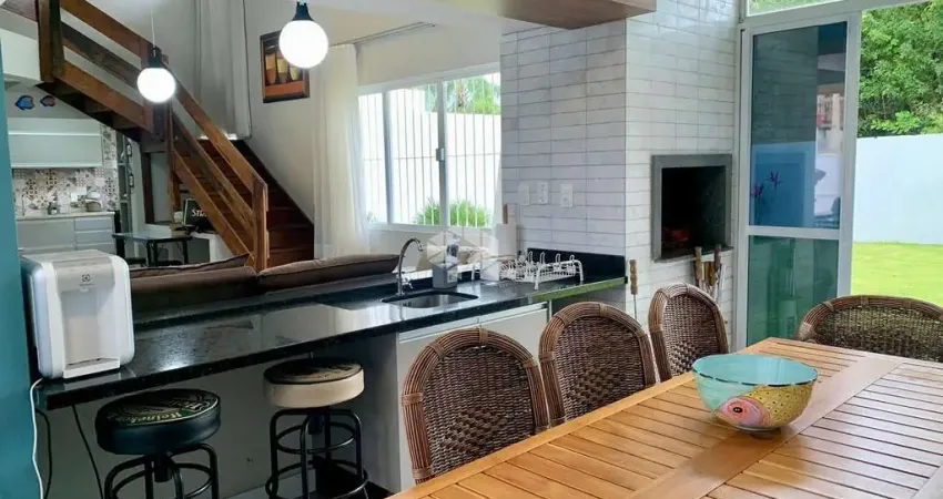 Casa com 3 quartos à venda na das Paineiras, 503, Daniela, Florianópolis