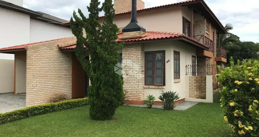 Casa à venda em condomínio fechado no bairro  cacupé/florianópolis