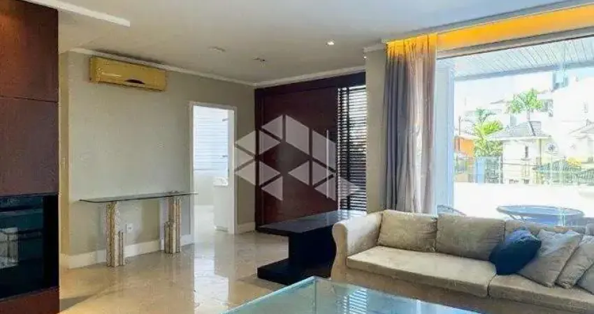 Casa Alto Padrão à Venda no Bairro João Paulo - Florianópolis