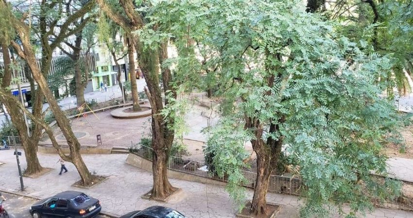 Apartamento 2 Quartos - Centro Histórico - Porto Alegre