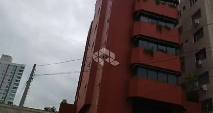 Apartamento 3 dormitórios/quartos duas vagas no Centro (orla) de Itajaí SC