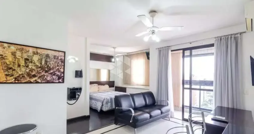 Apartamento à venda de 40m² com 1 dormitório e 1 vaga na Vila Nova Conceição, próximo de vias de acesso