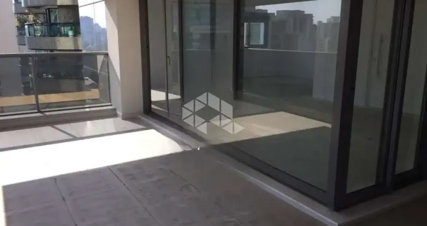 Apartamento Campo Belo com 192m², 3 suítes e 4 vagas + Deposito