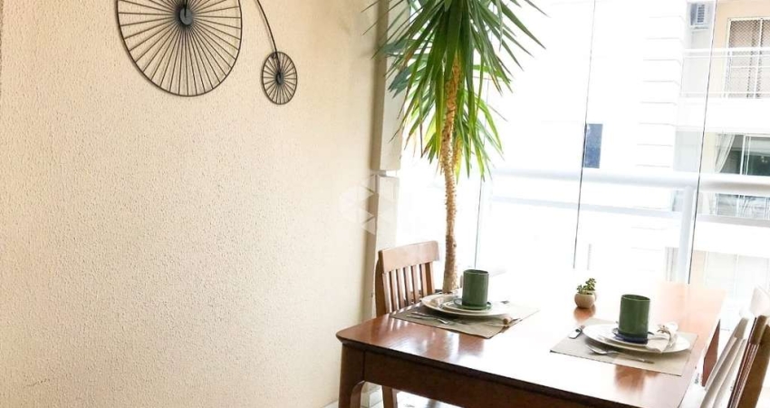 Apartamento a venda com 65m², 2 dormitorios sendo 1 suíte e 1 vaga - Vila Olímpia