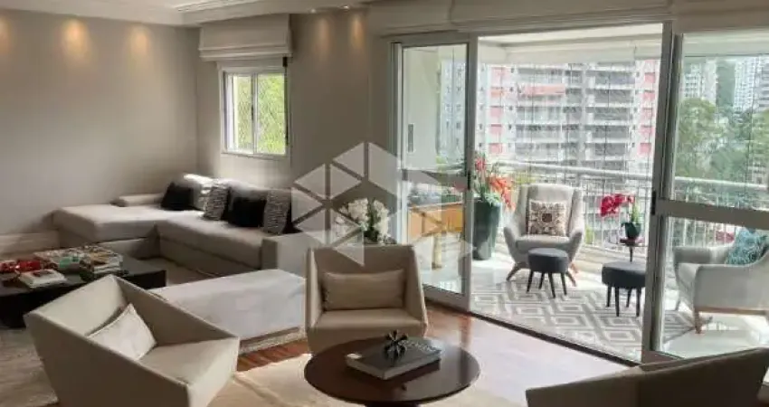 VENDA Apartamento no Morumbi com 200m², 4 quartos (3 suites) 3 vagas