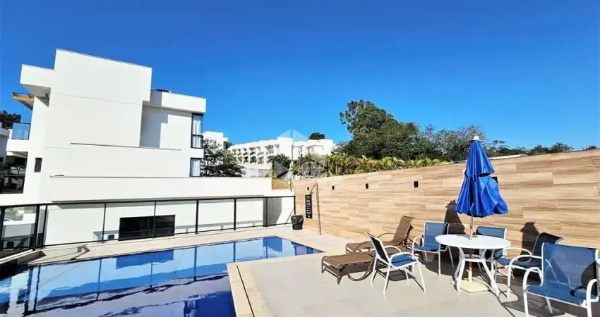 VENDA Casa em Condomínio- 3 dormitórios (1 suíte), 2 Vvagas, na Granja Viana - COTIA