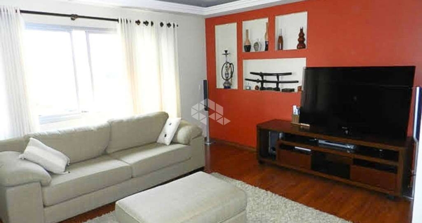 Apartamento à venda na Aclimação,  3 quartos sendo 1 suíte e 1 vaga