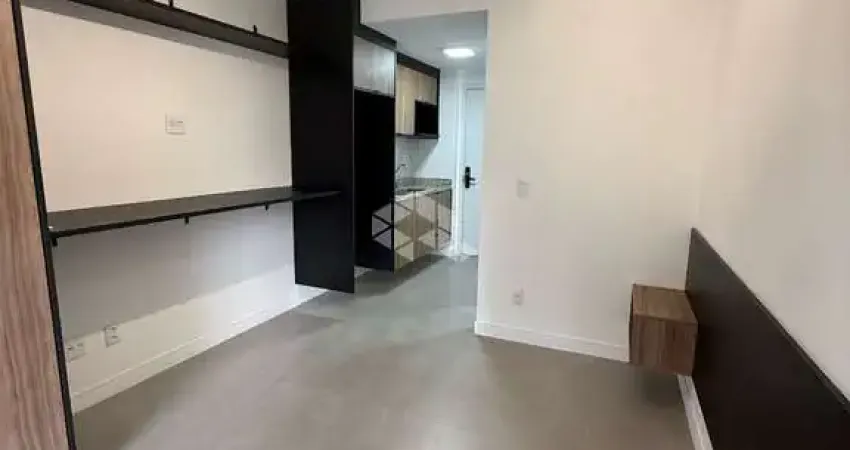 APARTAMENTO STUDIO,VILA GUARANI , QUARTO INTEGRADO COM A SALA /TERRAÇO,27M2