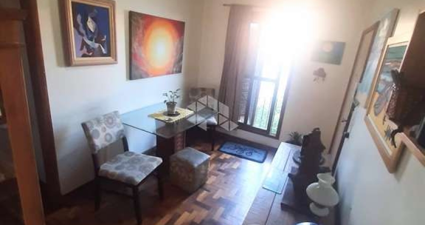 Apartamento com 2 dormitorios no menino Deus