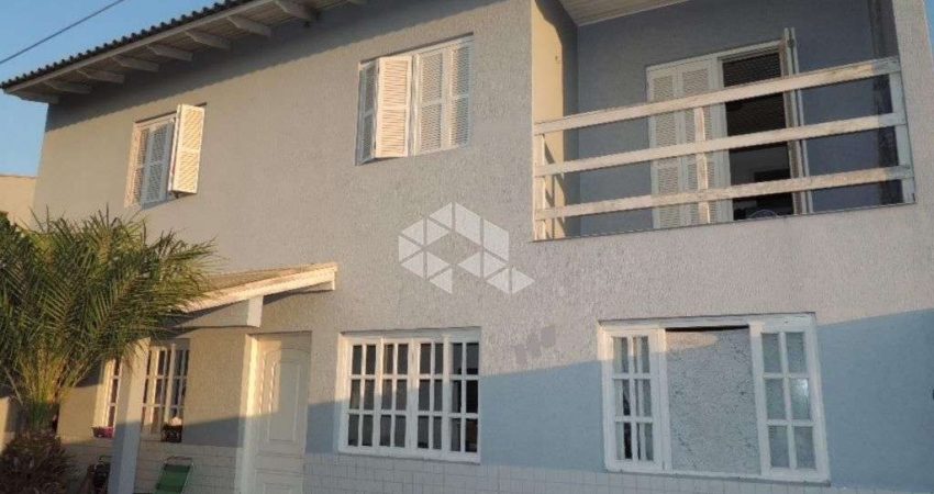 Casa com 3 quartos à venda na Rua Orlando Silva, 145, Protásio Alves, Porto Alegre