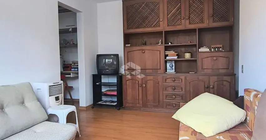 APARTAMENTO COM 1 DORMITÓRIO NO CENTRO HISTÓRICO PERTO DA PRAÇA DA MATRIZ