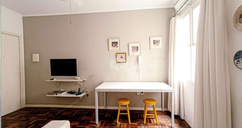 Apartamento de 01 dormitório, Mobiliado , no bairro Men. Deus