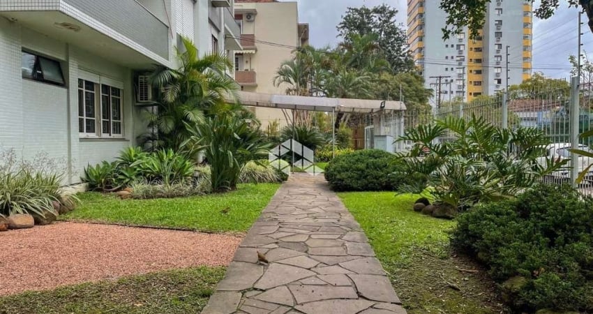 Apartamento  dois dormitórios,  no menino deus  , 70 metros  privativo