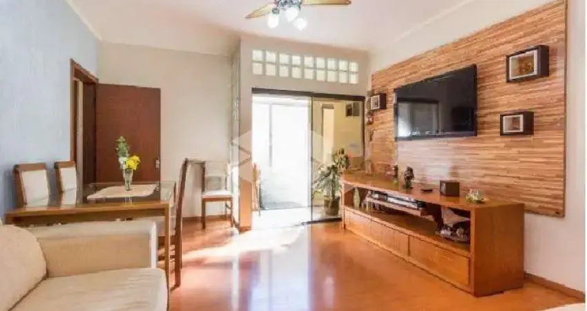 Apartamento 97 m² , 3 dormitórios , sacada, elevador, Bairro Azenha
