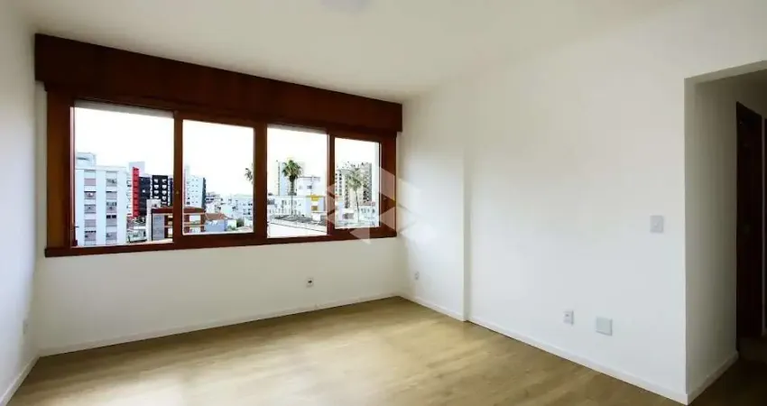 Apartamento 2 dormitórios com gabinete e garagem coberta no menino deus