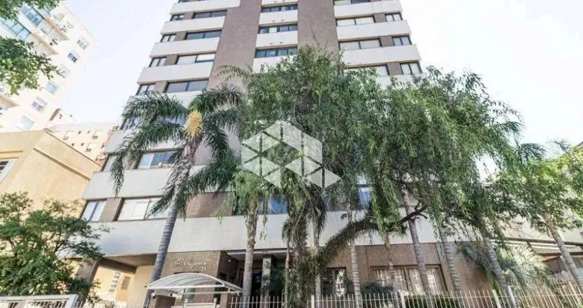 3 dormitórios suíte, lareira, lavabo, churrasqueira frente a fundos 2 garagens 130m 2 area privariv