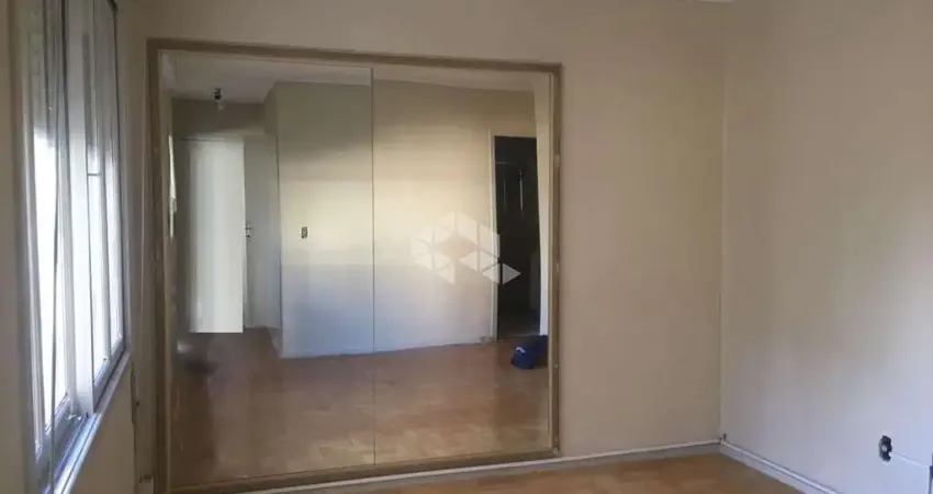Cobertura duplex, 3 dormitórios, sendo 1 suite, 2 vagas cobertas lado a lado
