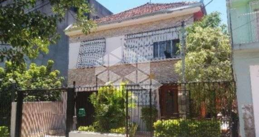 Casa com 4 quartos à venda na Rua Taveira Júnior, 172, Nonoai, Porto Alegre