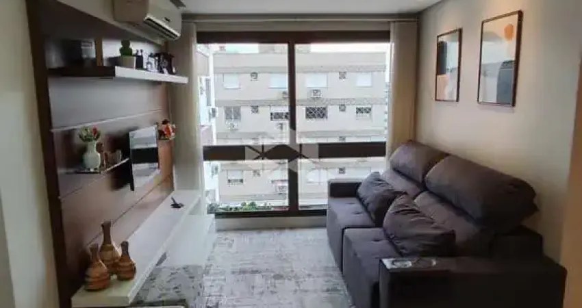 Apartamento 02 dormitórios, suite, com vaga, andar alto na Fernando Machado
