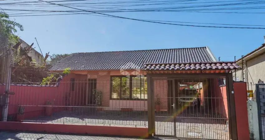 Bela e ampla casa térrea na melhor localização da zona Sul