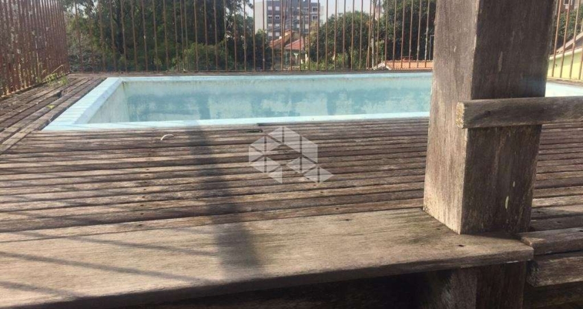 Para quem quer sair de uma casa e ter mais segurança em um apartamento.