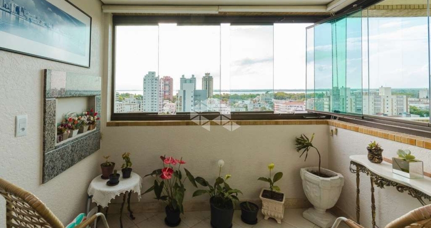 APARTAMENTO 3 DORMITÓRIOS, NO BAIRRO MENINO DEUS!