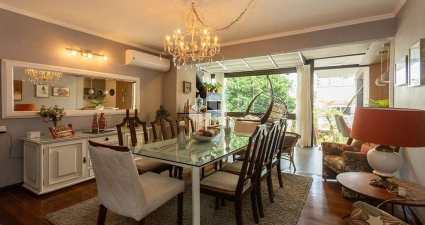 Casa  4  quartos super versátil para uso residencial ou comercial  no bairro Auxiliadora, Porto Alegre